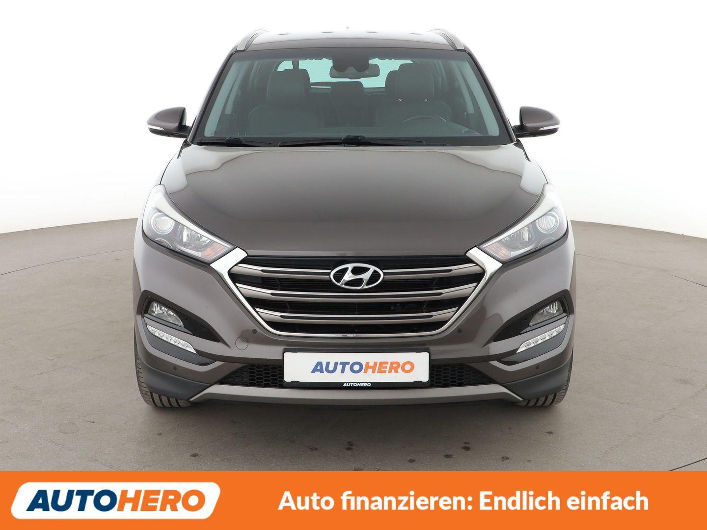 Hyundai Tucson 1.6 Classic blue 2WD *NAVI*TEMPO*CAM*PDC*