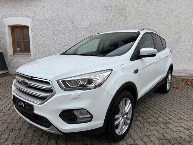 Ford Kuga 1,5 EcoBoost Cool&Connect MOTOR NEU !