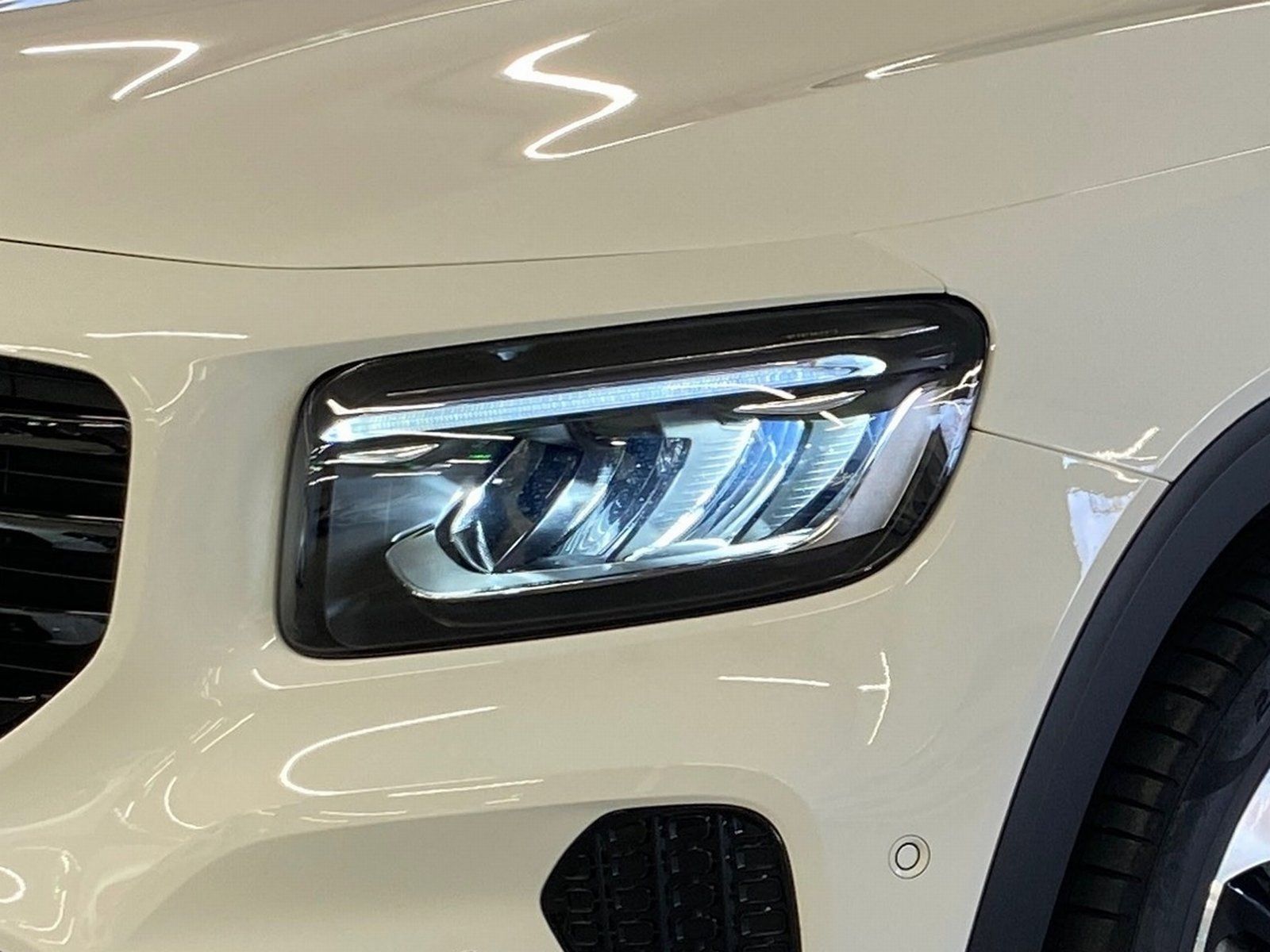 Fahrzeugabbildung Mercedes-Benz GLB 220 d 4M Progressive*AHK*Pano*Totwin*LED*Kam