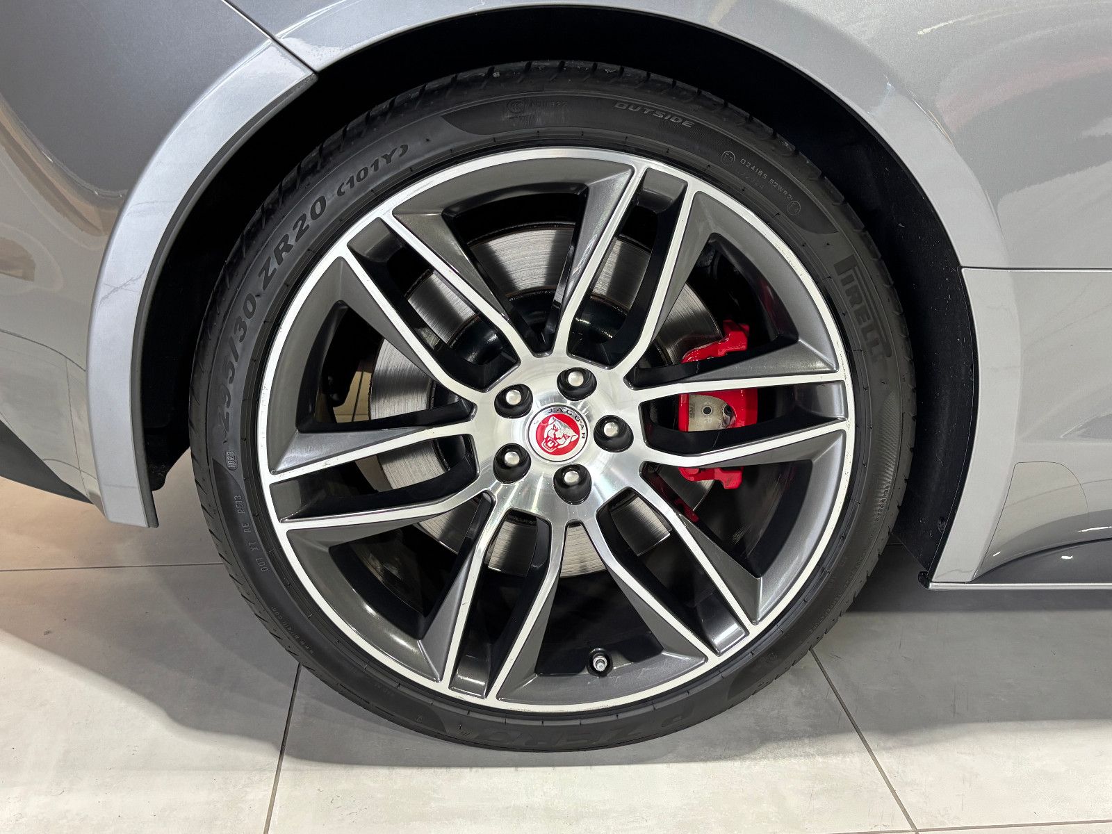 Fahrzeugabbildung Jaguar F-TYPE Cabriolet**SOUND**NAVI**KAMERA**APPLE**