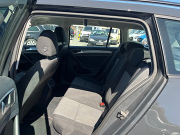 Volkswagen Golf - 12