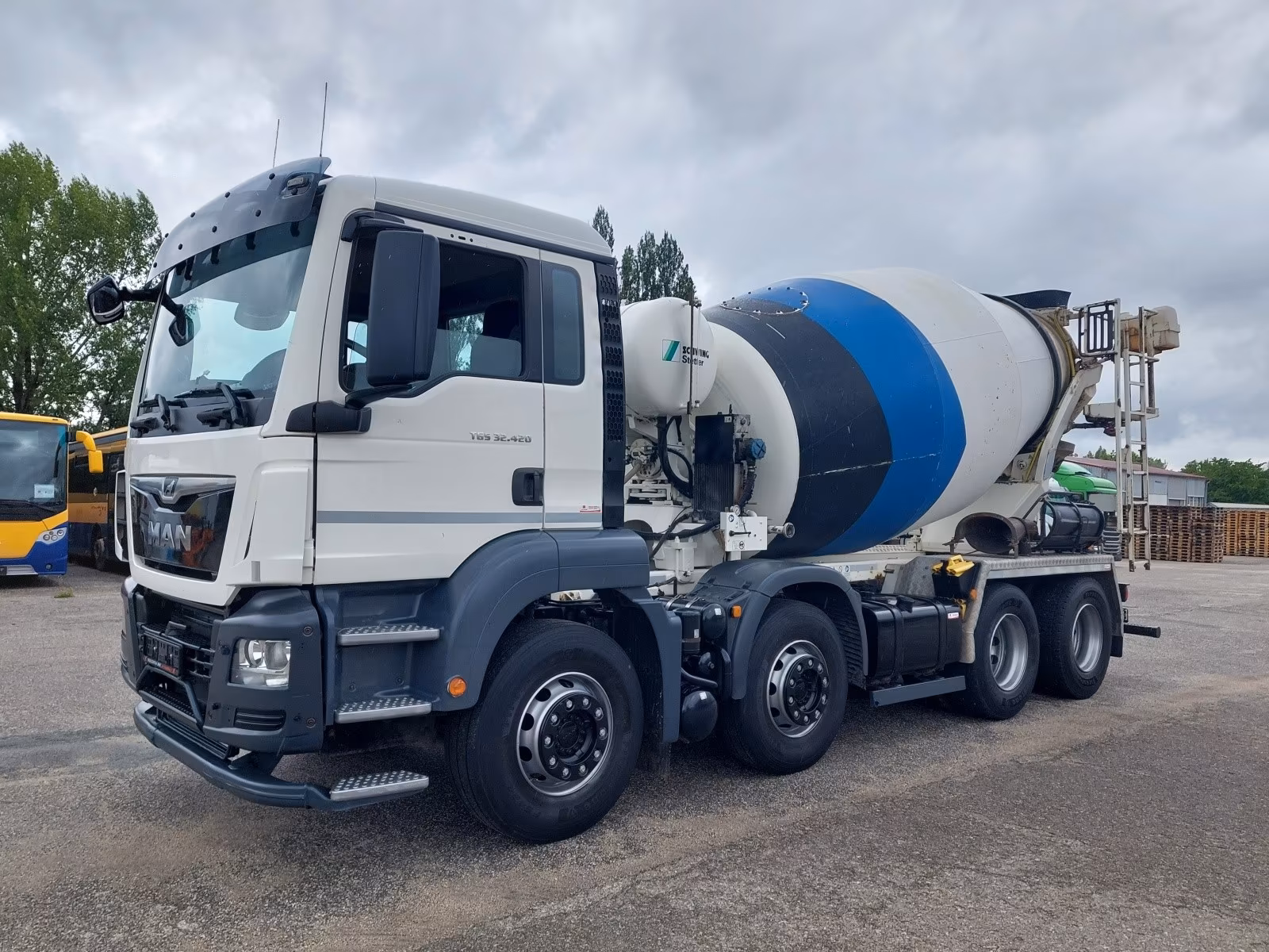 MAN TGS 32.420 BB mix Stetter 9m3 nach Servis