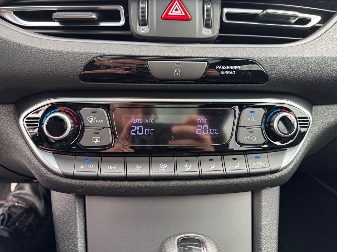 Fahrzeugabbildung Hyundai i30 N-LINE *PANORAMADACH*LED*NAVI*SHZ*LHZ*KAMERA
