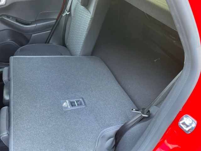 Fahrzeugabbildung Ford Fiesta 1.0 EcoBoost Titanium Sitzheizung, Einpar