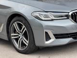 BMW Touring 530 d xDrive Luxury Line, HUD,ACC,Kamera - mit Diesel-Antrieb: Blau, mit Klimaanlage