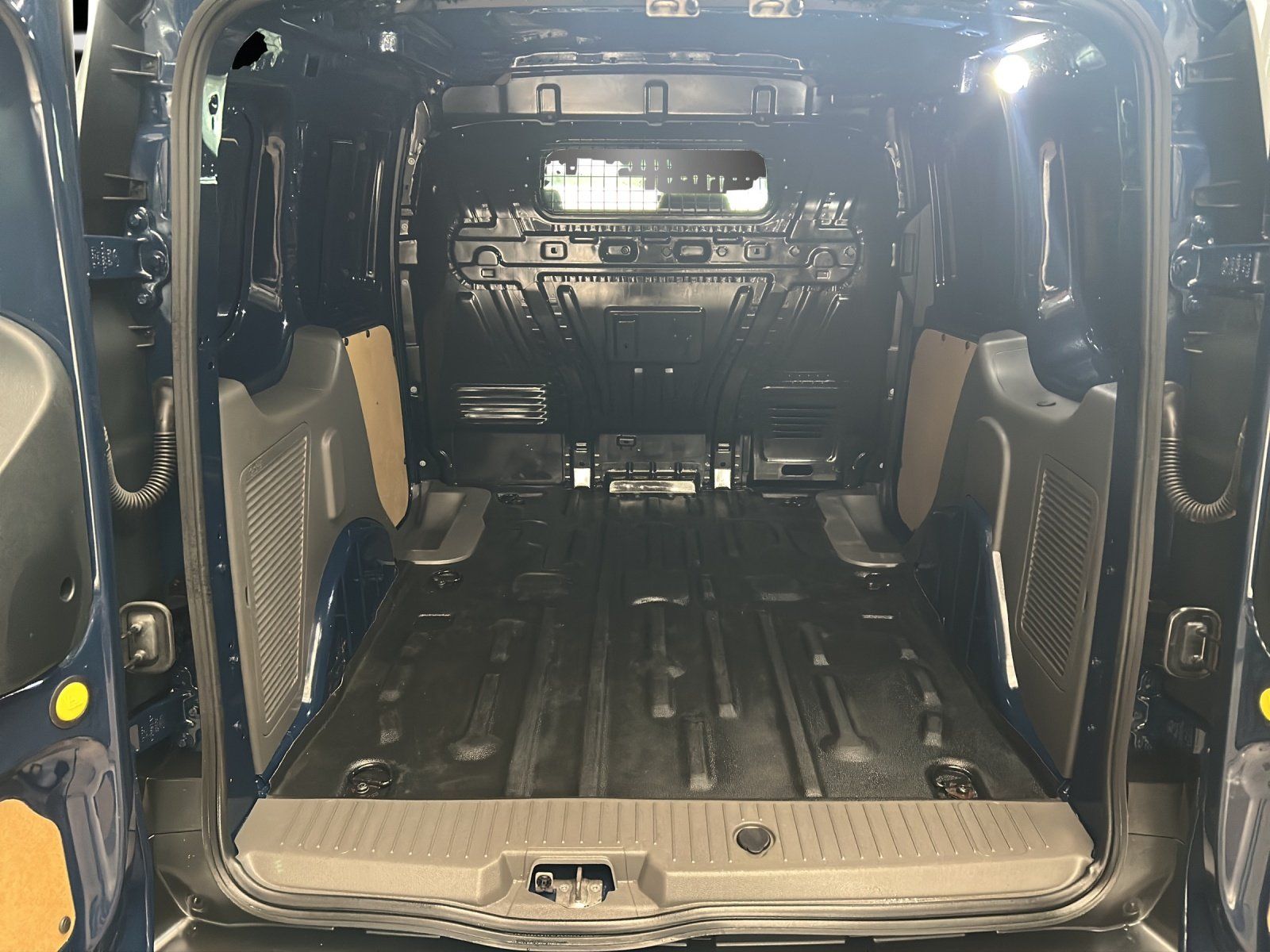 Fahrzeugabbildung Ford Transit Connect Basis 1,5 TDCi