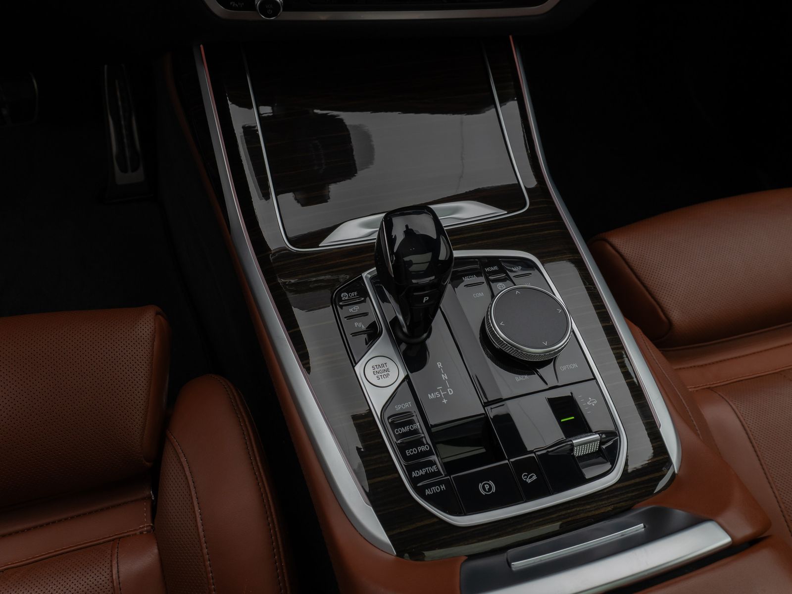 Fahrzeugabbildung BMW X7 xD40d M Sport 360° Laser Massage DAB 21" VOLL