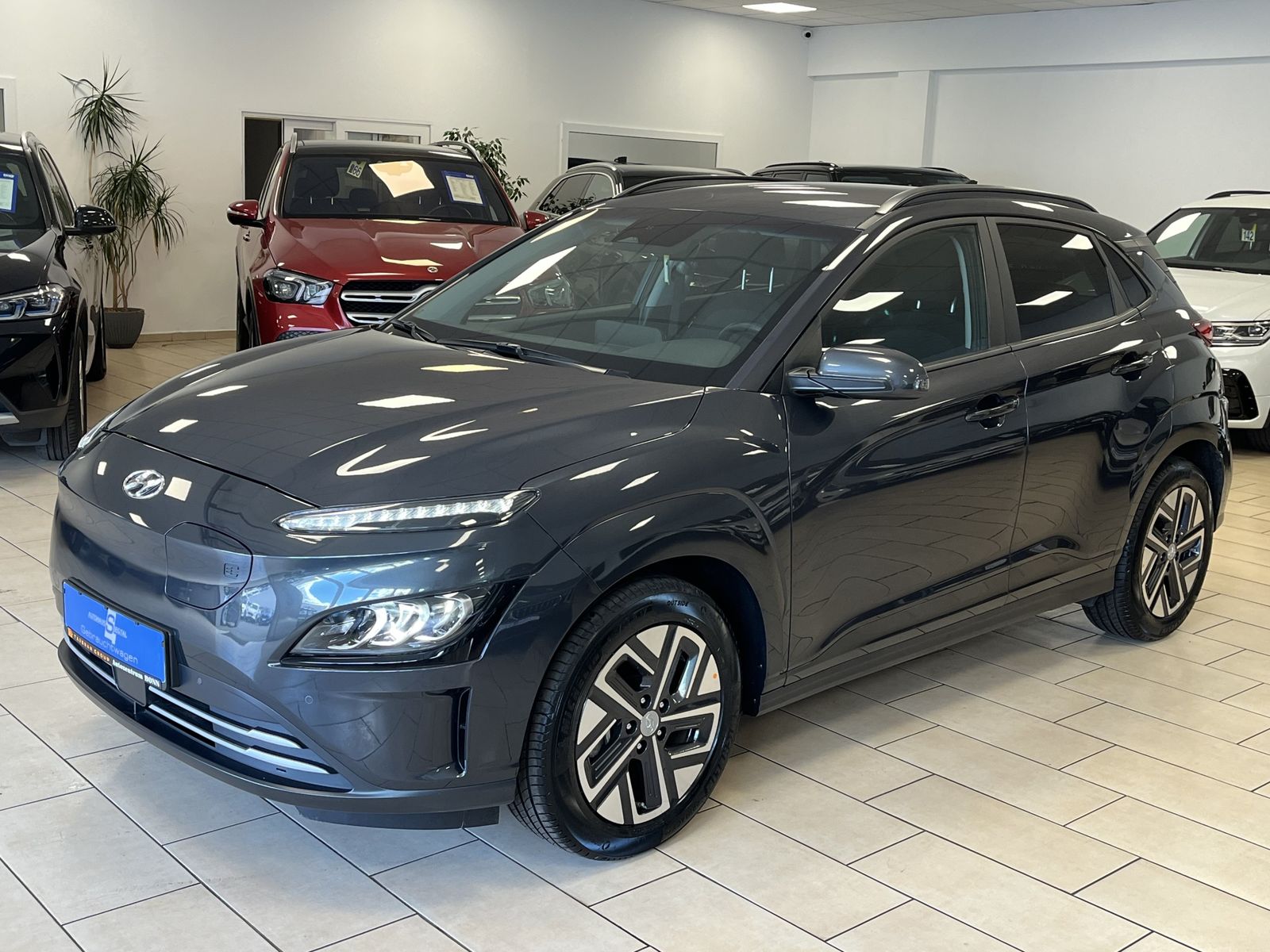 Hyundai Kona Trend 2WD*LED*KRELL*W-Paket*Navi*R-Cam*1H