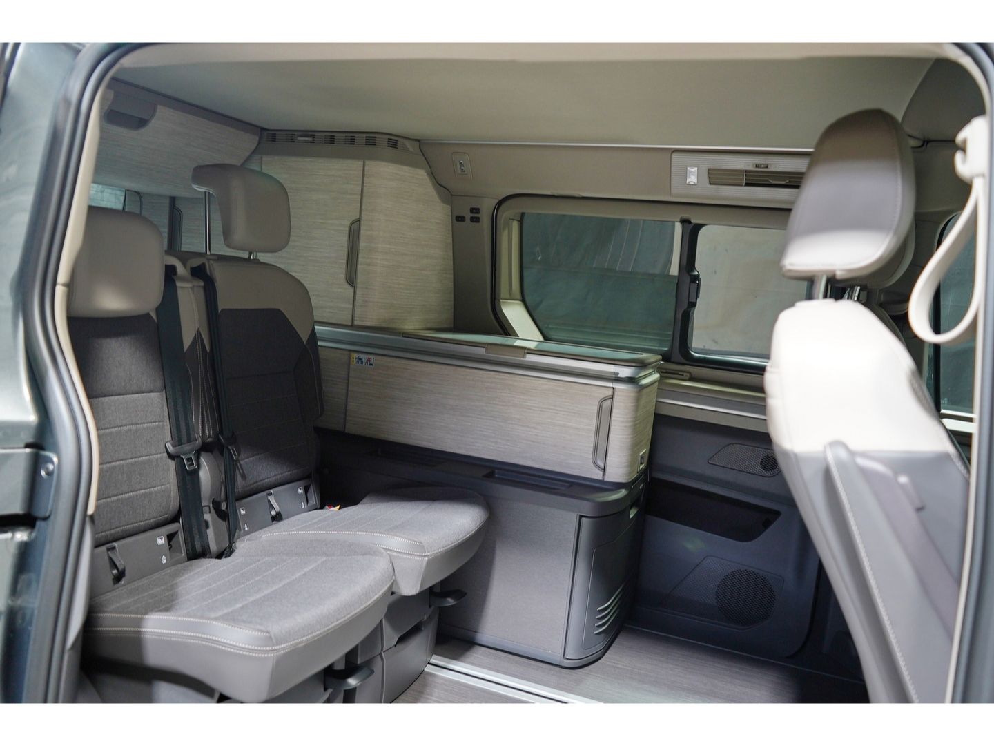 Volkswagen T7 California - Bild 10