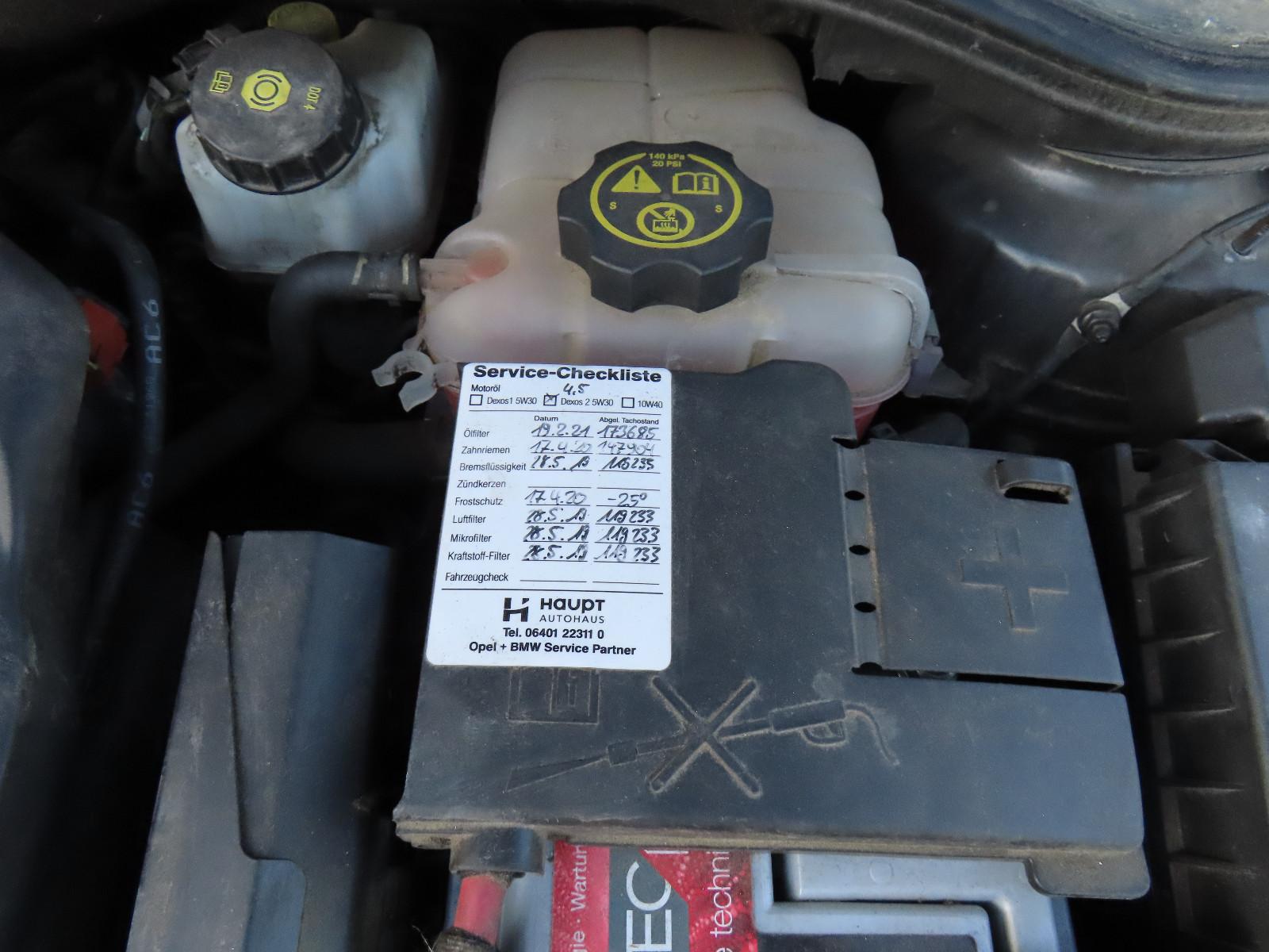 Opel Astra 2015 — photo 18