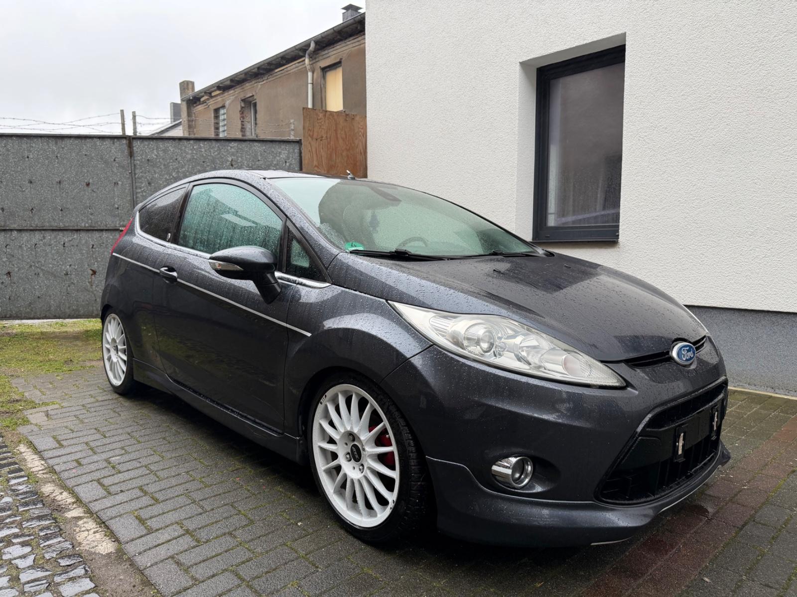 Ford Fiesta Ghia 1.4L