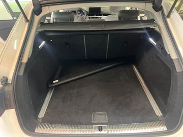 Audi A4 - 12