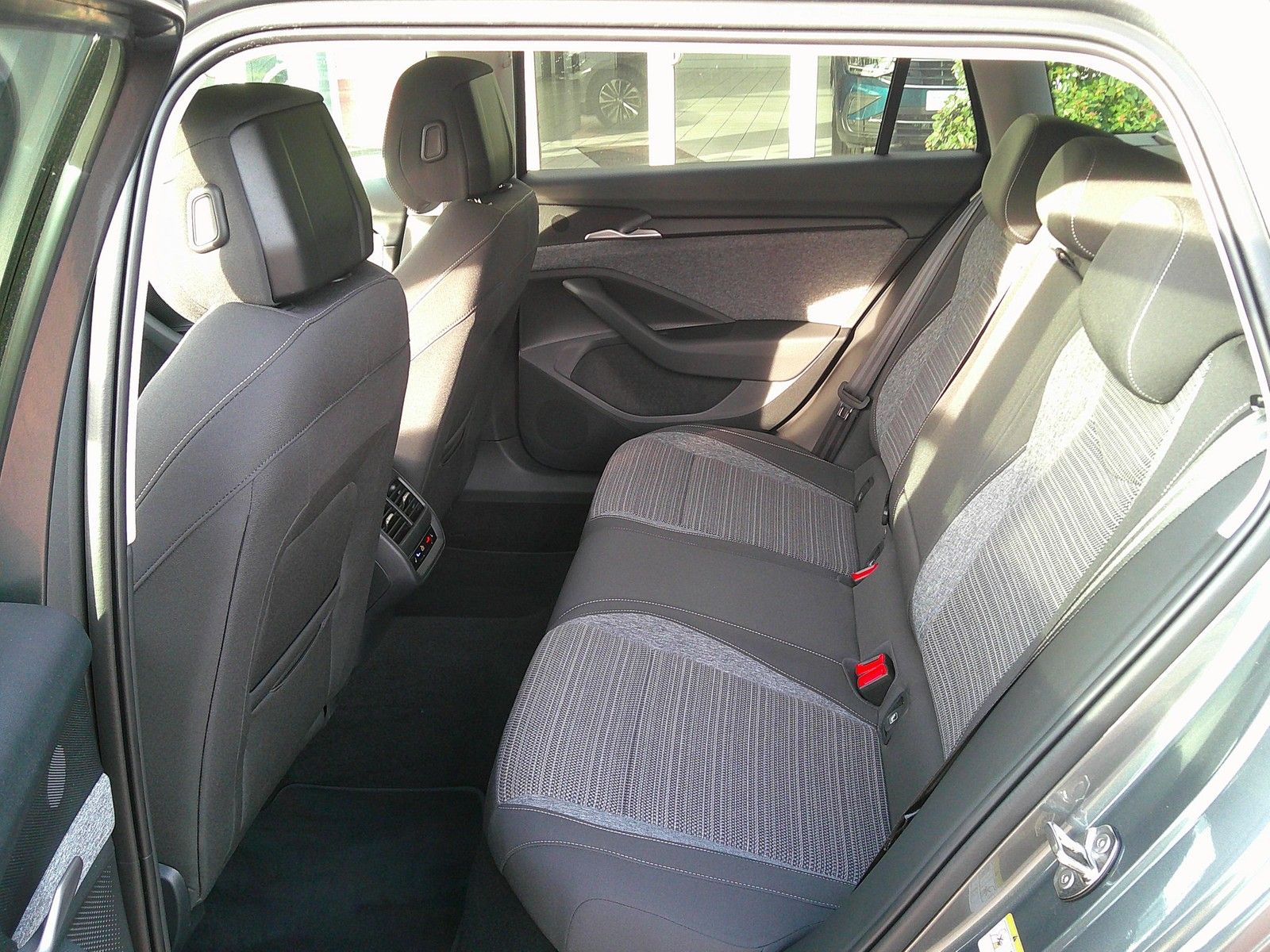 Skoda Superb - Bild 15