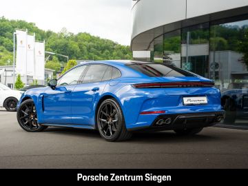 Porsche Panamera - 4