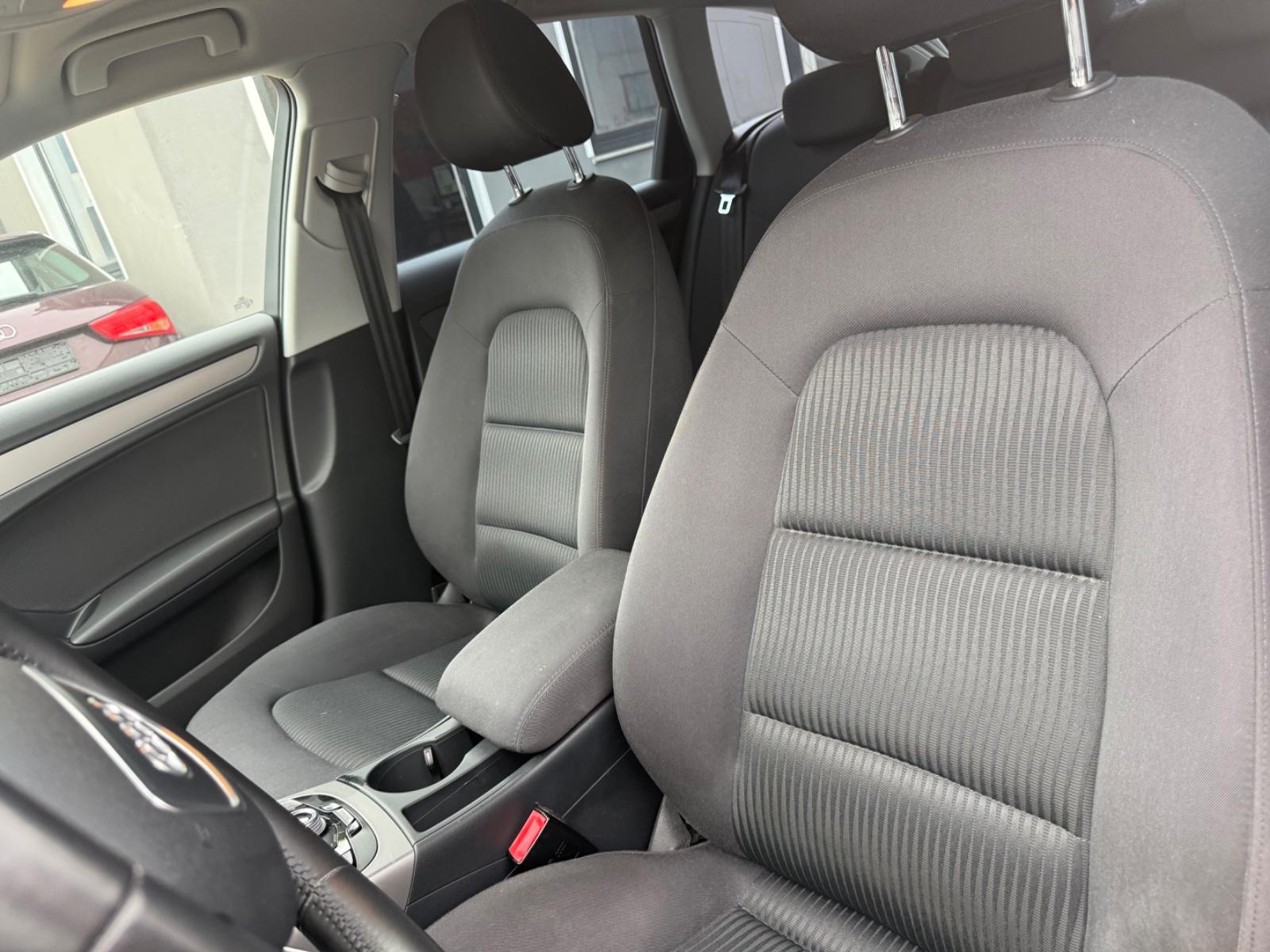 Audi A4 2013 — photo 11