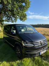 Volkswagen T6 Multivan Gen. Six - Vollleder unfallfrei 1.Hd - VW T6 Multivan Gebrauchtwagen in Hamburg