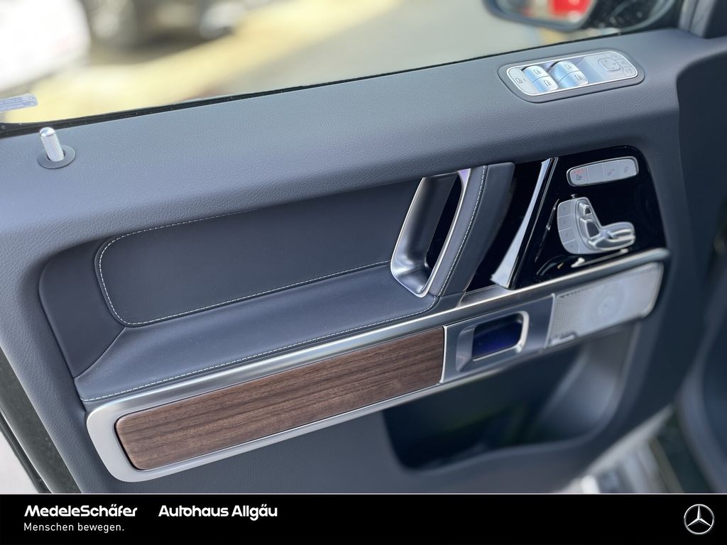 MERCEDES-BENZ G-Class 2026