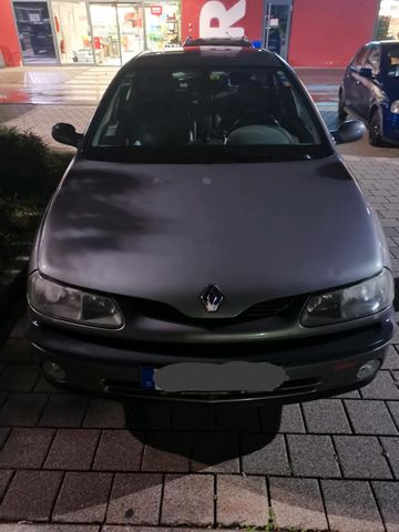 Renault Laguna