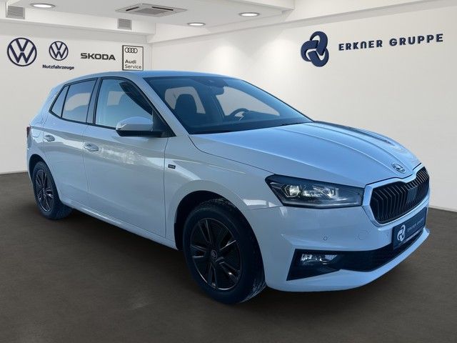 Skoda Fabia 1.0 TSI Tour +SHZ+ACC+AHK+LED+PDC+GRA+BHFS imagem 2