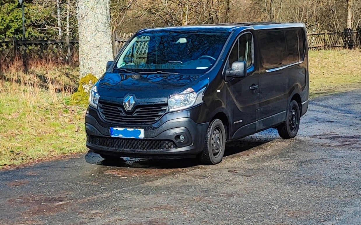 RENAULT Trafic