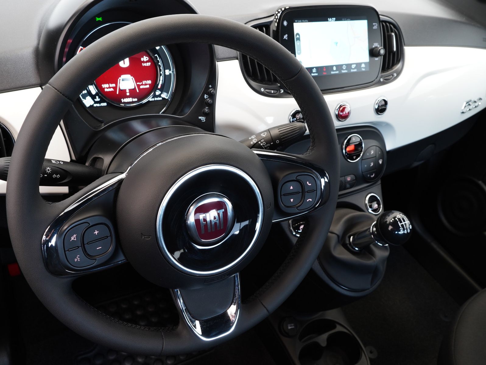Fahrzeugabbildung Fiat 500 1.0 Mild Hybrid KOMFORT/TECH/NAVI/CARPLAY