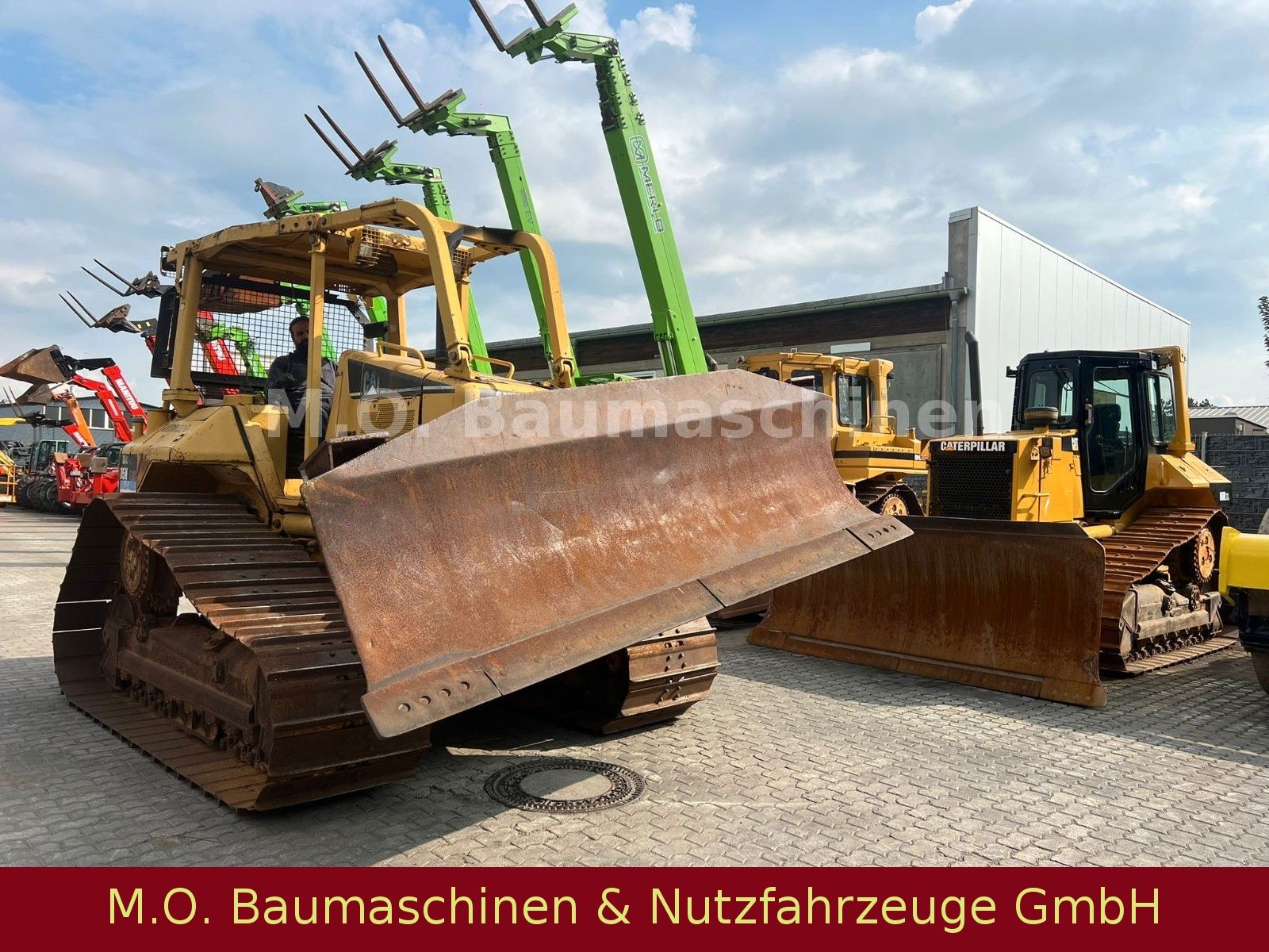 Fahrzeugabbildung CAT Caterpillar D 5 N LGP