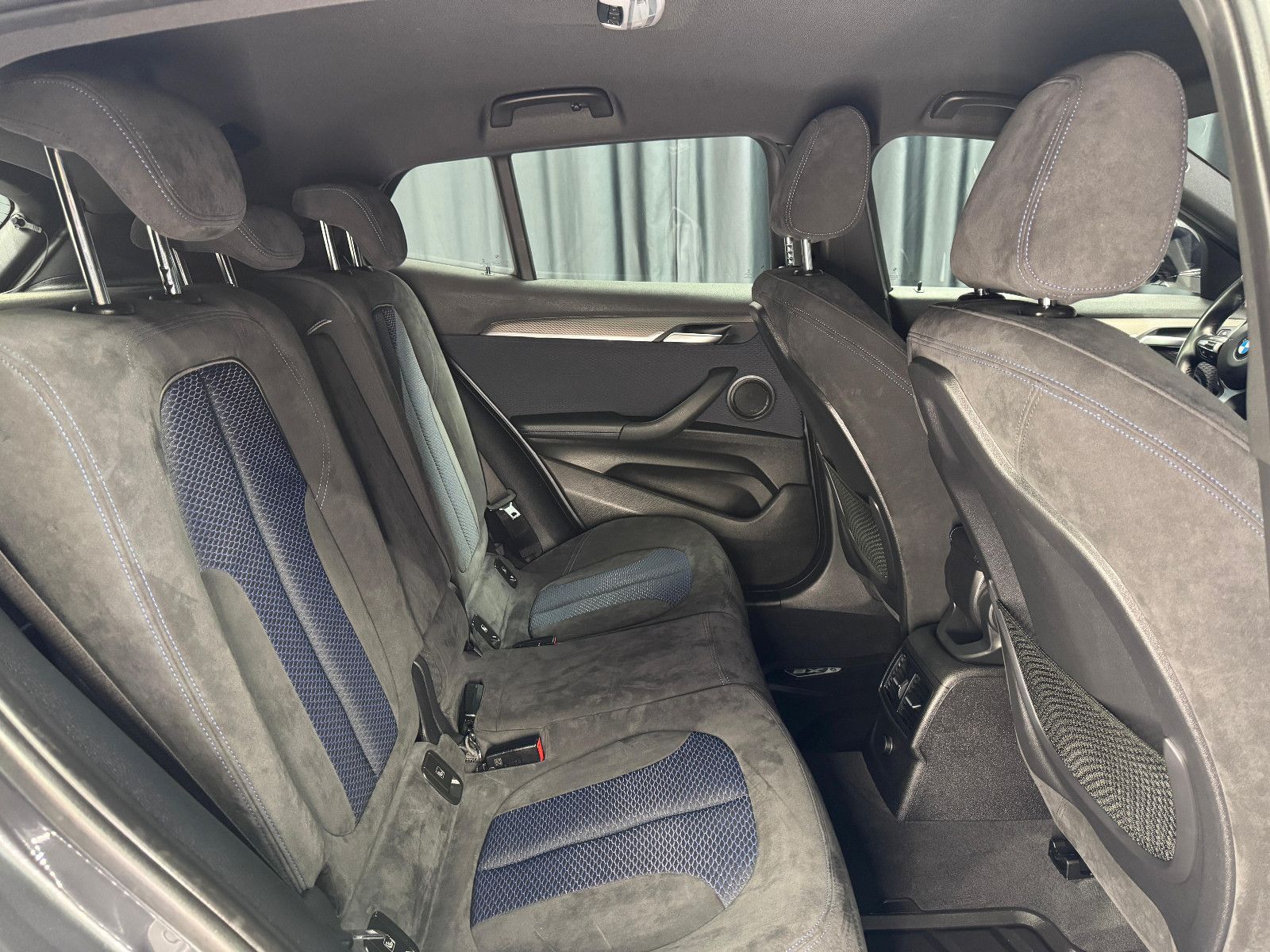 Fahrzeugabbildung BMW BMW X2 20d|M Sport|Individual|AHK|Kamera|