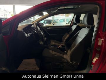 Volkswagen Golf - 8