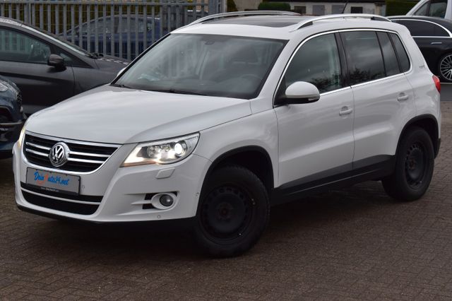 Volkswagen Tiguan Team 4Motion Bi-Xenon|Panorama|Si-Hzg|PDC