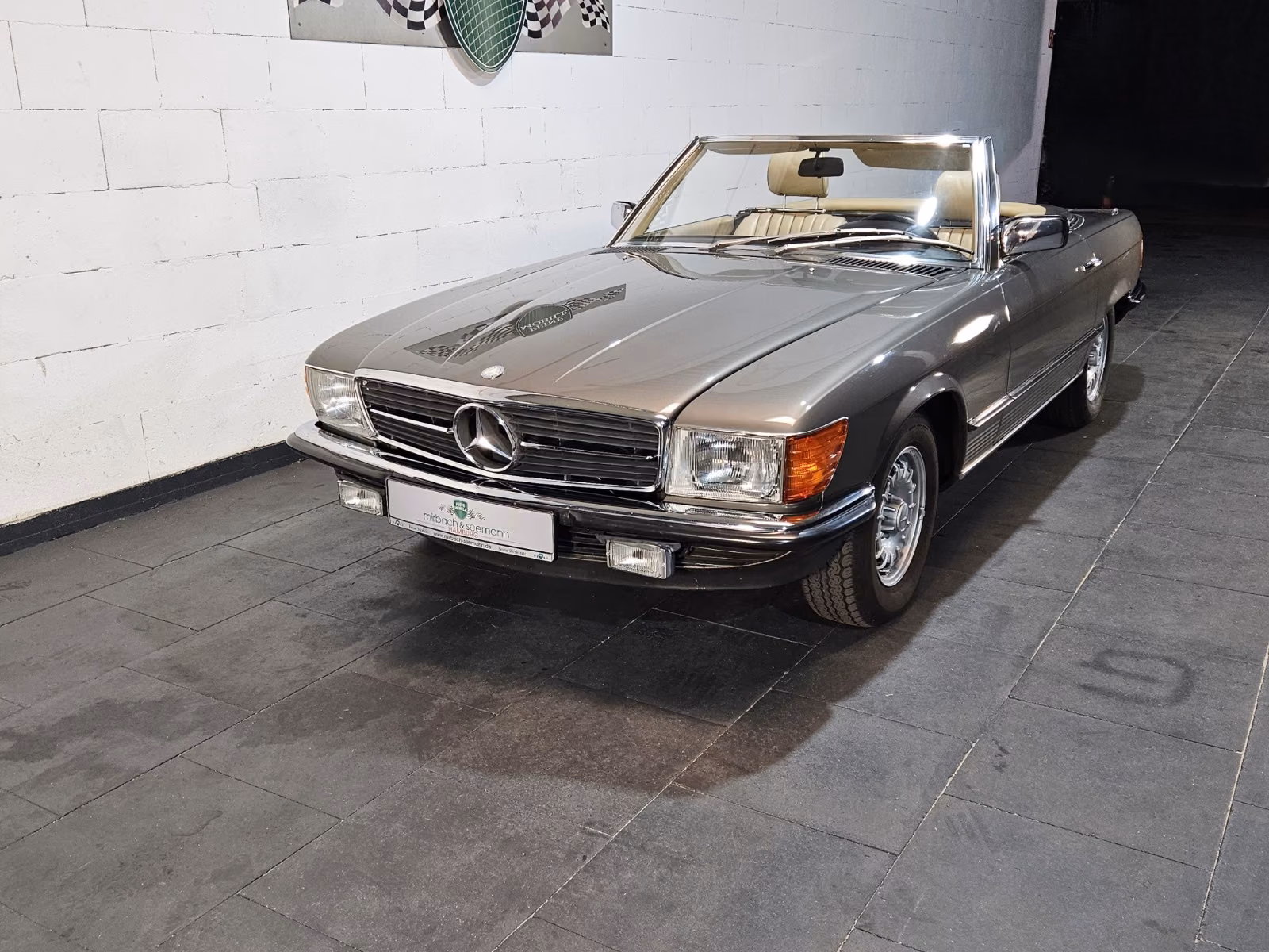 Mercedes-Benz 500 SL mit 75.000 km
