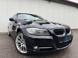 BMW 320d Touring xDrive *NAVI*XENON*LEDER*AHK*
