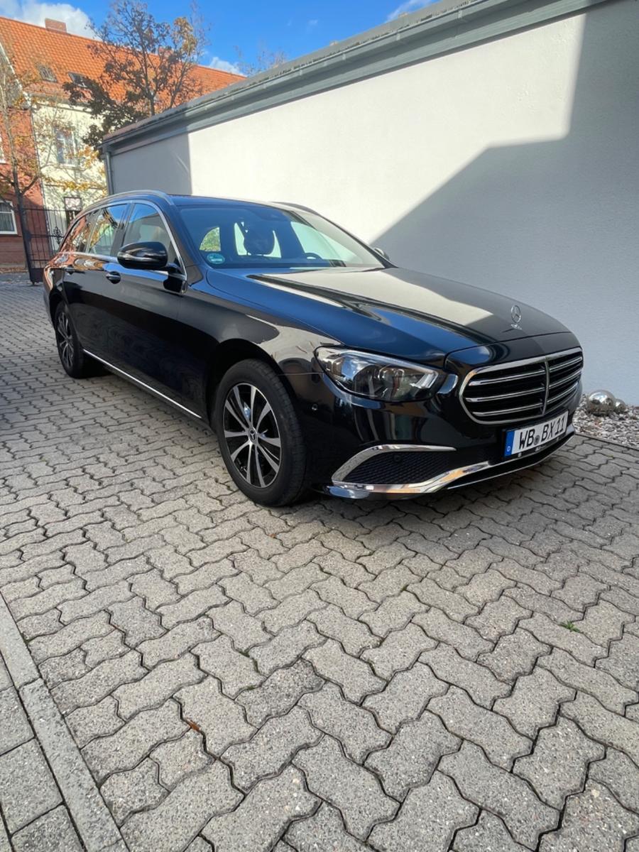 Mercedes-Benz E 220