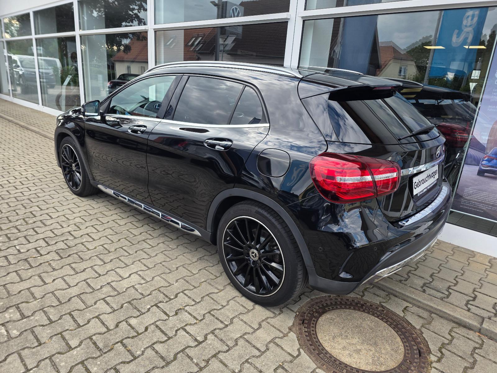 Mercedes-Benz GLA 200 CDI / d AMG Line
