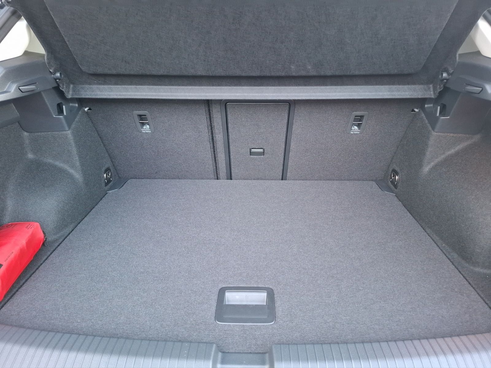 Fahrzeugabbildung Volkswagen T-Roc TDI Style DSG LEDplus Navi AID ACC RFK SH