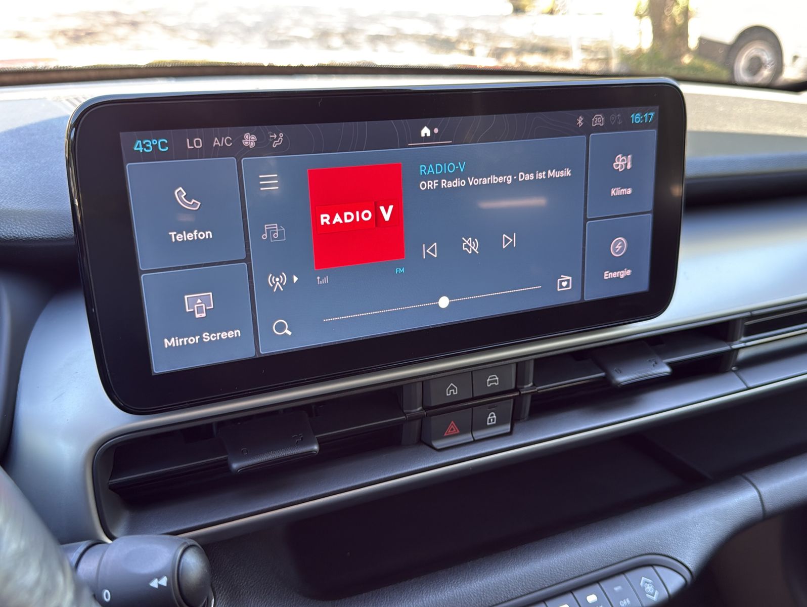 Fahrzeugabbildung Jeep Avenger Altitude Electric Automatik