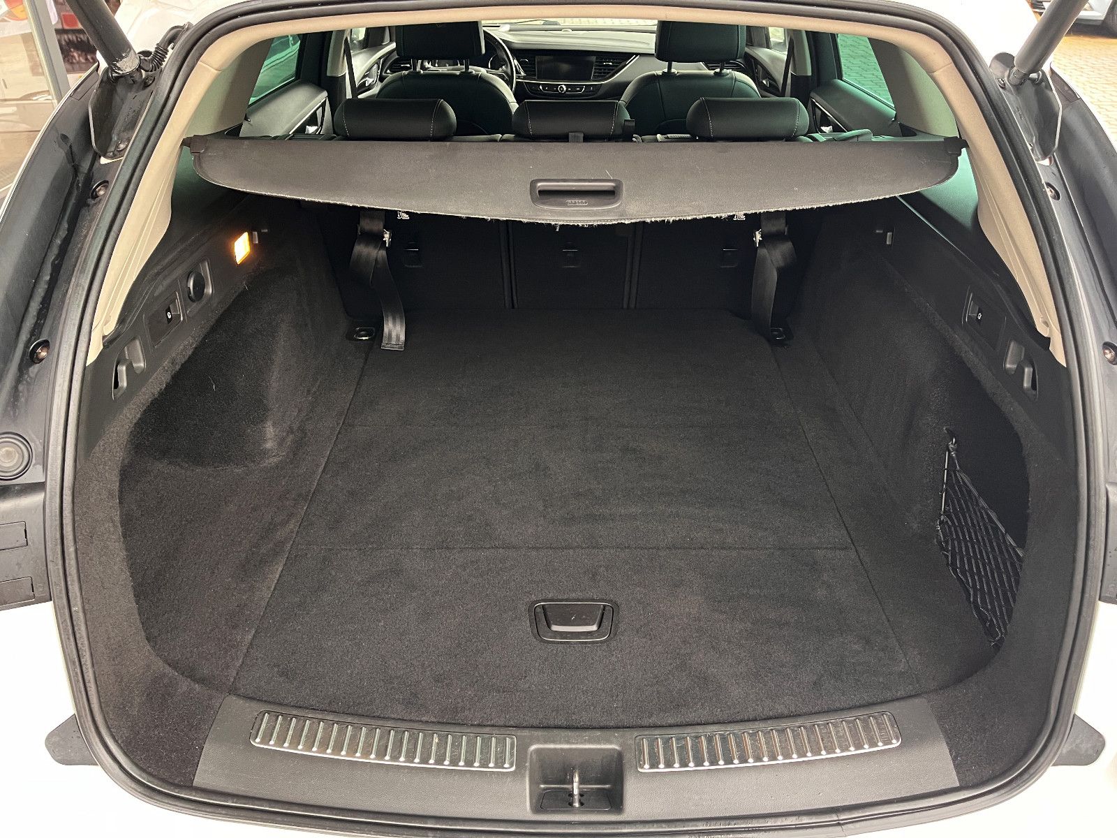 Fahrzeugabbildung Opel Insignia B Sports Tourer Business Innovation