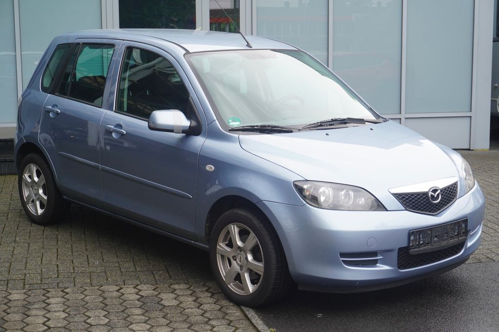 Mazda 2