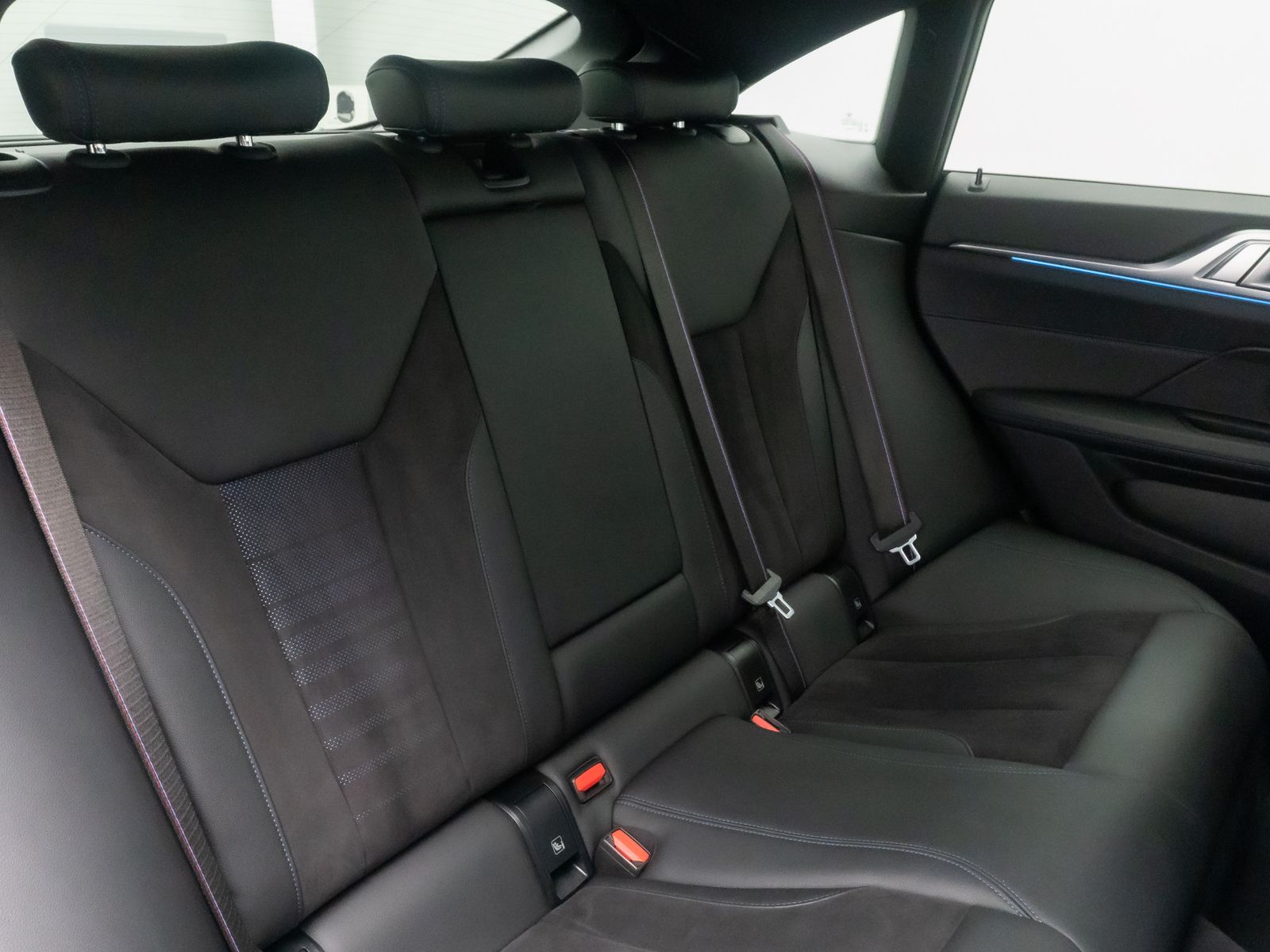 Fahrzeugabbildung BMW i4 eD35 Gran Coupè M Sport Pro Kamera DAB LED