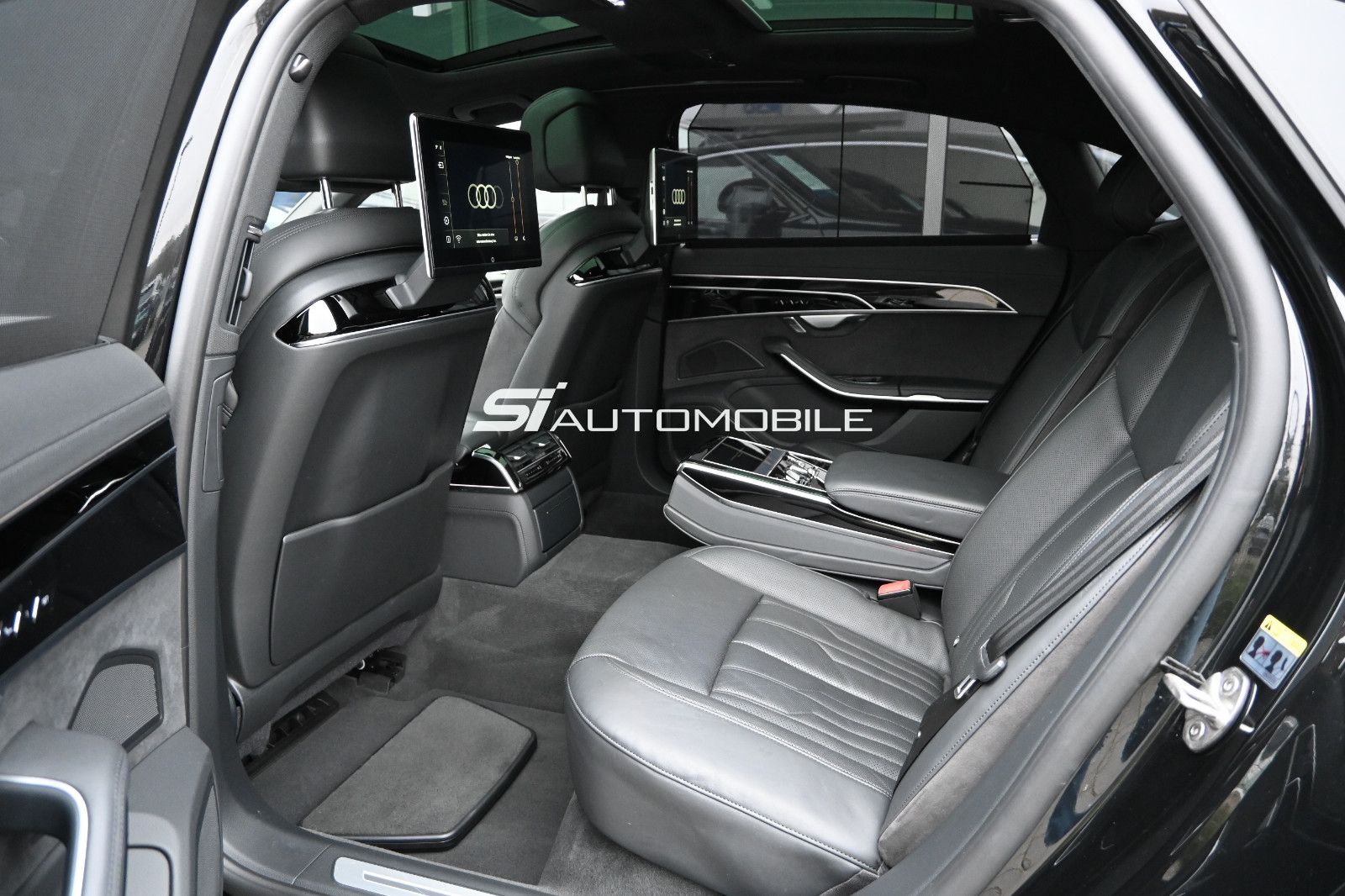Fahrzeugabbildung Audi A8 Lang 55 TFSI qu. °UVP 147.946€°FOND-TV°PANO°
