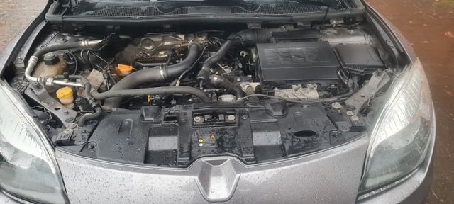 Renault Megane III Lim. 5-trg. Paris*Motor Probleme* Bild 9