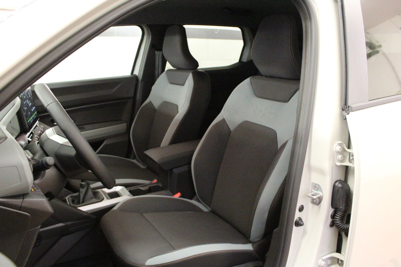 Fahrzeugabbildung Dacia Duster mild hybrid 140 Extreme *Winterp.*MY 26