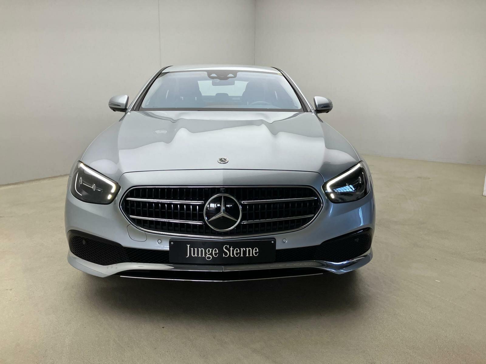 Mercedes-Benz E 300 AVANTGARDE AHK Memory Standhzg Distronic