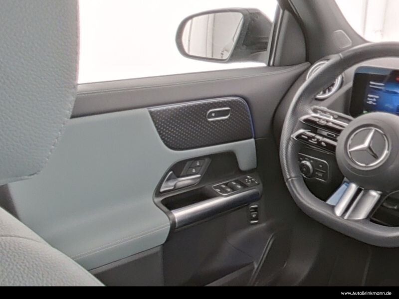 Mercedes-Benz GLA 180 AMG-LINE/NIGHT/LED/KAMERA/SPURHALTESHZ foto 9