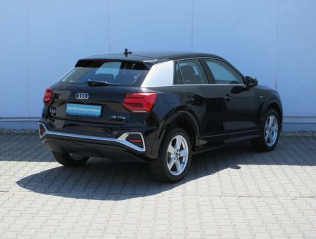 Q2 35 TFSI S-tronic S line MATRIX/INTERIEUR+KOMF