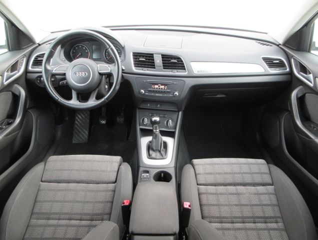 Q3 2.0 TFSI 170 PS quattro XENON/ALU/GRA/APS/SHZ