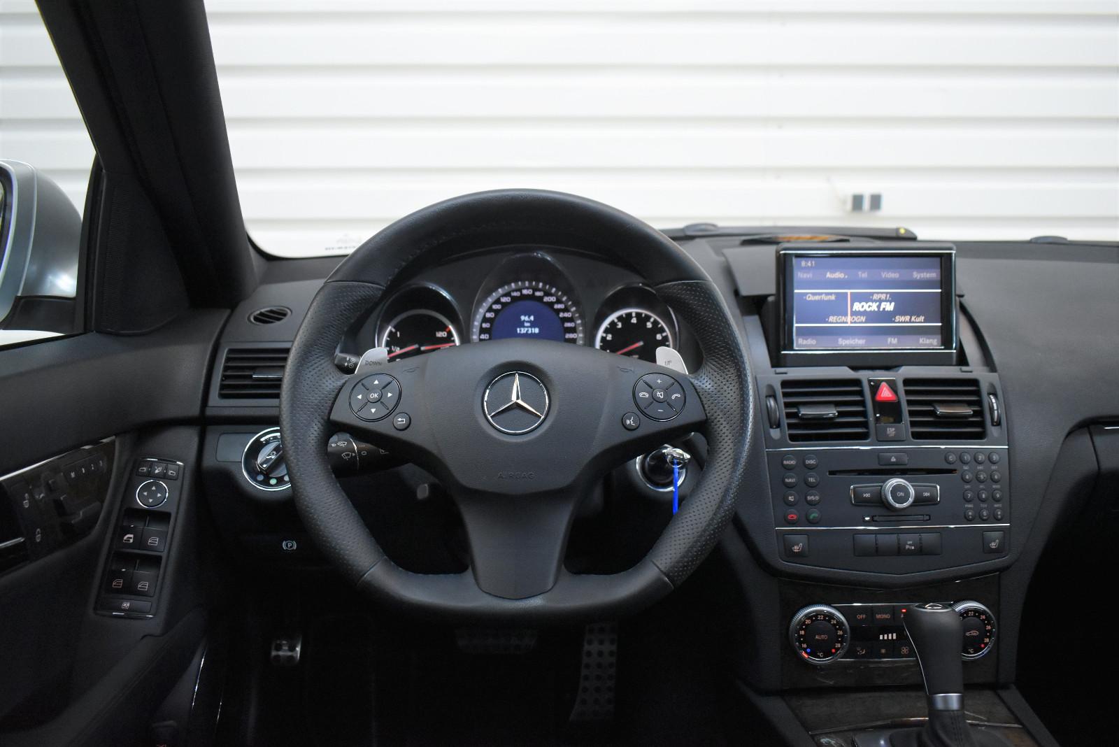 MERCEDES-BENZ C63 AMG V8 6.2 457ch BVA Toit ouvrant Sièges chauffants cuir