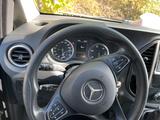 Andere AutoVan/Bus  Mercedes Vito 9 Sitze 2015 - Andere mit Diesel-Antrieb: Kleinbus