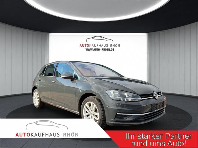 Volkswagen Golf VII 1.6 TDI DSG Comfortline Standheizung