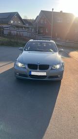 BMW E90 330d  - BMW 330: 330d E90