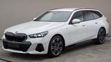 BMW i5 eDrive40 Touring M Sport Pro - weiße BMW i5